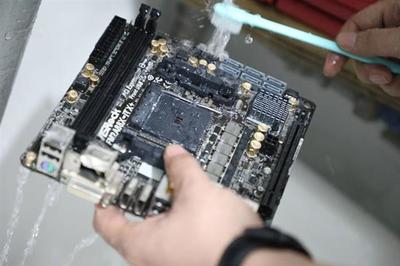 主板水洗可行吗？实测结果惊人，安全操作需注意这几点